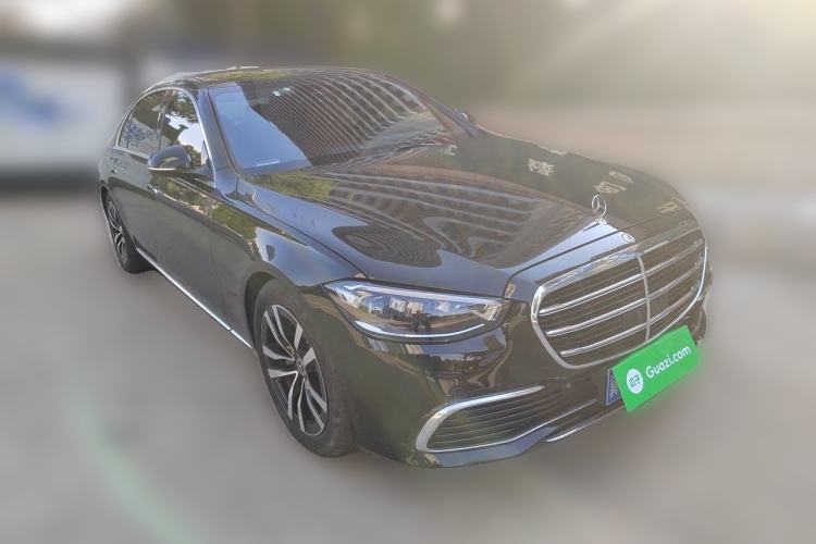 Used Mercedes-Benz S-Class 2023 Updated S 400 L Luxury Edition Front Right 45 Deg