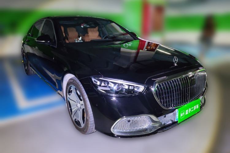 Used Mercedes-Benz S-Class 2023 Updated S 400 L Luxury Edition Front Right 45 Deg