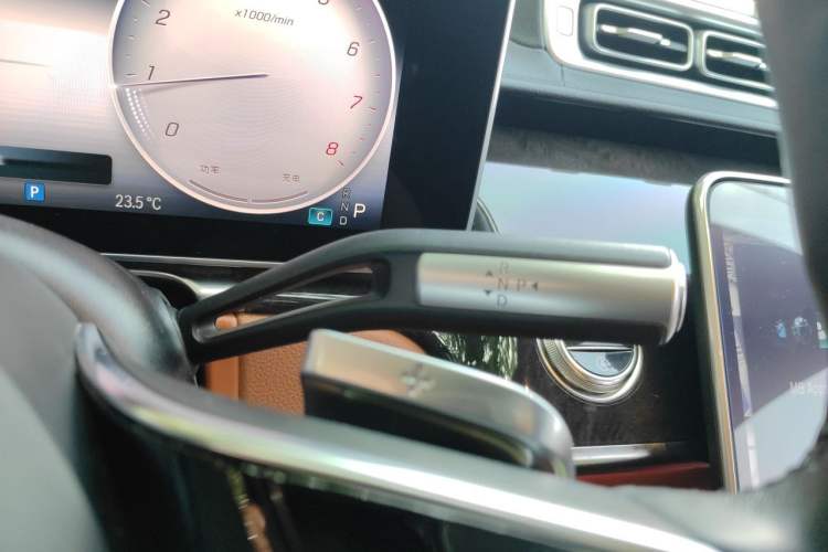 Used Mercedes-Benz S-Class 2023 Updated S 400 L Luxury Edition Gear Lever