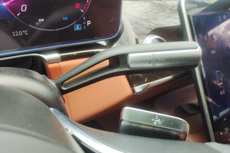 Used Mercedes-Benz S-Class 2023 S 400 L Business Model Gear Lever