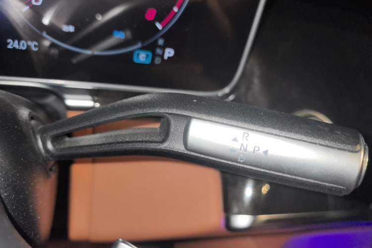 Used Mercedes-Benz S-Class 2023 S 400 L Luxury Model Gear Lever