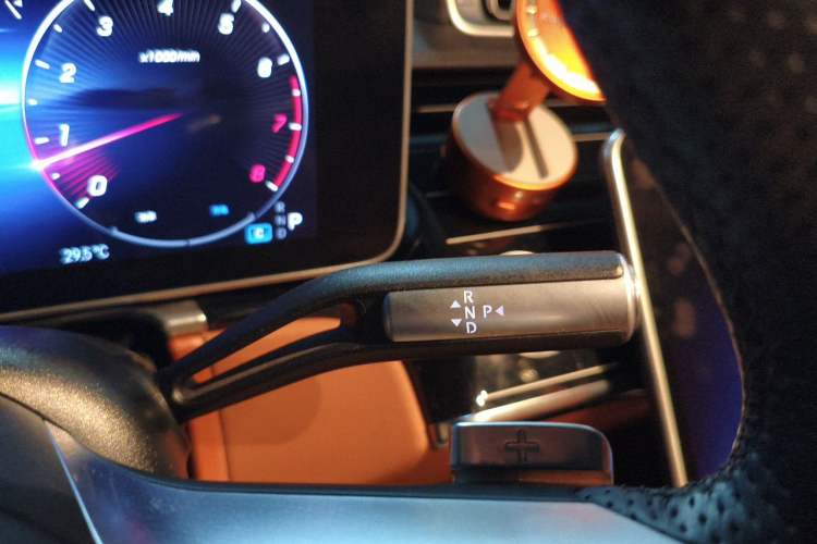 Used Mercedes-Benz S-Class 2023 S 450 L 4MATIC Gear Lever