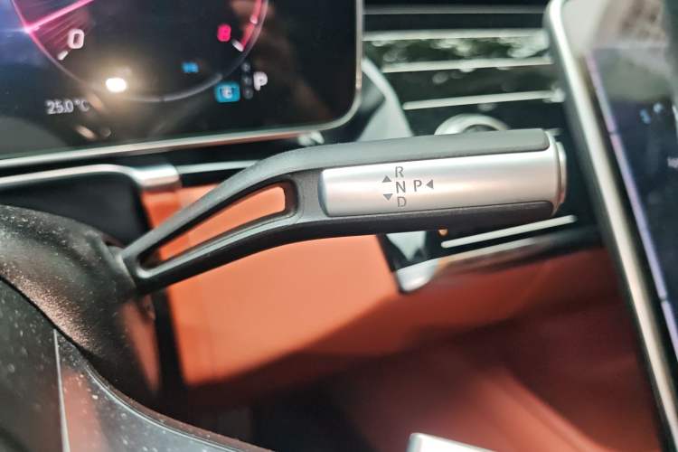 Used Mercedes-Benz S-Class 2023 Restyled S 450 L 4MATIC Gear Lever
