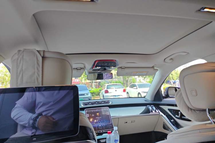 Used Mercedes-Benz S-Class 2023 S 400 L Luxury Model Headliner