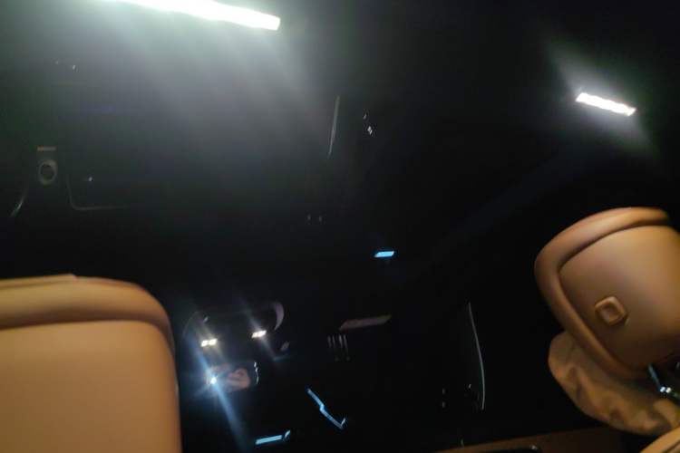 Used Mercedes-Benz S-Class 2023 S 400 L Business Model Headliner