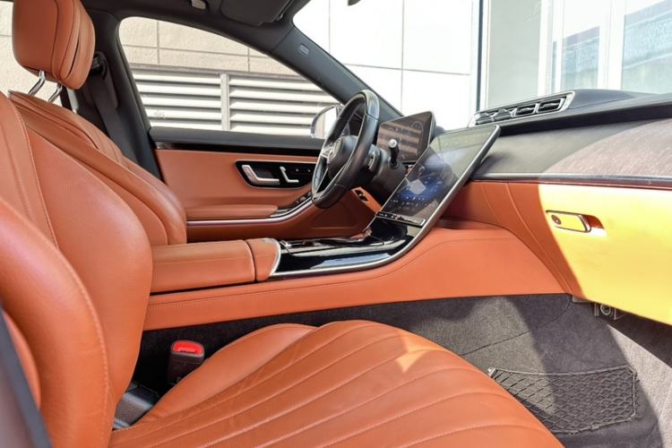 Used Mercedes-Benz S-Class 2023 S 400 L Business Model Interior 1