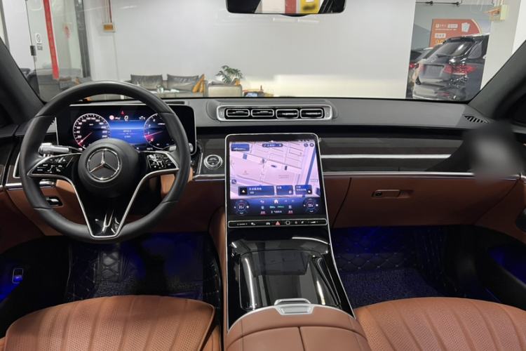Used Mercedes-Benz S-Class 2023 Updated S 400 L Luxury Edition Interior 1