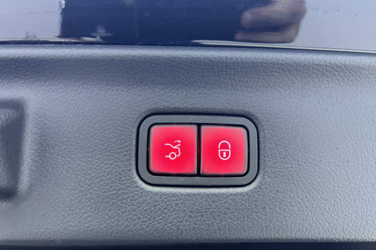 Used Mercedes-Benz S-Class 2023 S 400 L Business Model Interior 1