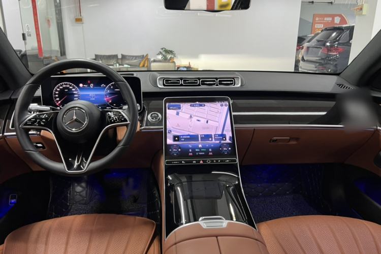Used Mercedes-Benz S-Class 2023 Updated S 400 L Luxury Edition Interior 12