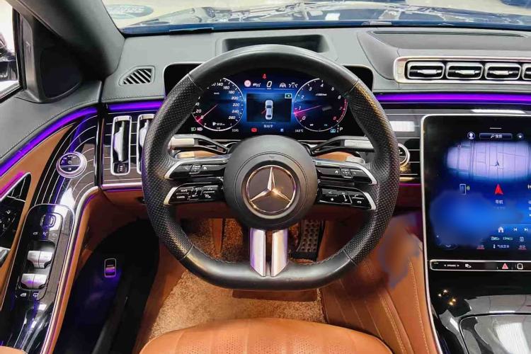 Used Mercedes-Benz S-Class 2023 S 450 L 4MATIC Interior 2