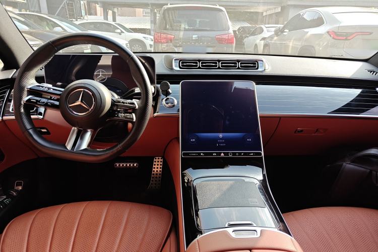 Used Mercedes-Benz S-Class 2023 S 450 L 4MATIC Interior 2
