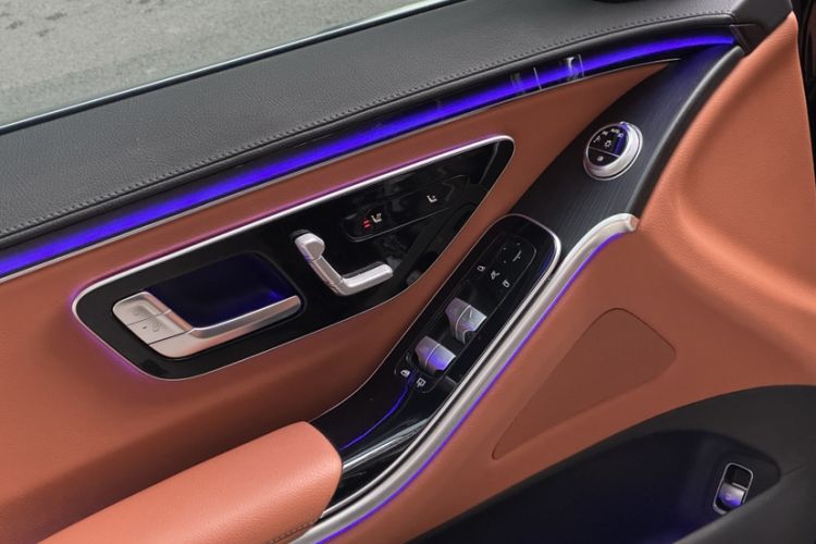 Used Mercedes-Benz S-Class 2023 Updated S 400 L Business Version Interior 3