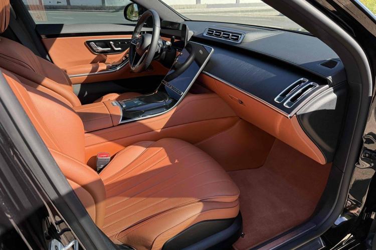 Used Mercedes-Benz S-Class 2023 Updated S 400 L Business Version Interior 3
