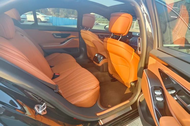 Used Mercedes-Benz S-Class 2023 S 400 L Business Model Interior 5