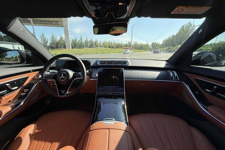 Used Mercedes-Benz S-Class 2023 Updated S 400 L Business Version Interior 5
