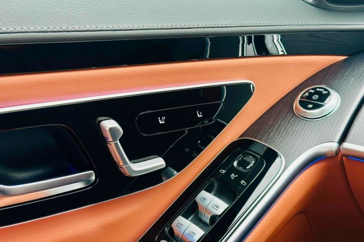 Used Mercedes-Benz S-Class 2023 Updated S 400 L Business Version Interior 7