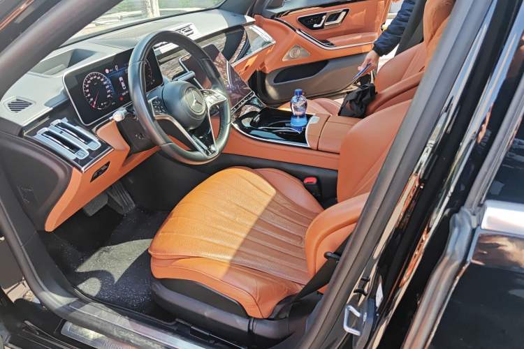 Used Mercedes-Benz S-Class 2023 S 400 L Luxury Model Left Front Seat