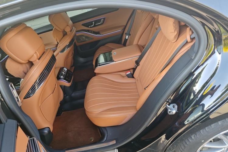 Used Mercedes-Benz S-Class 2023 S 450 L 4MATIC Left Rear Seat