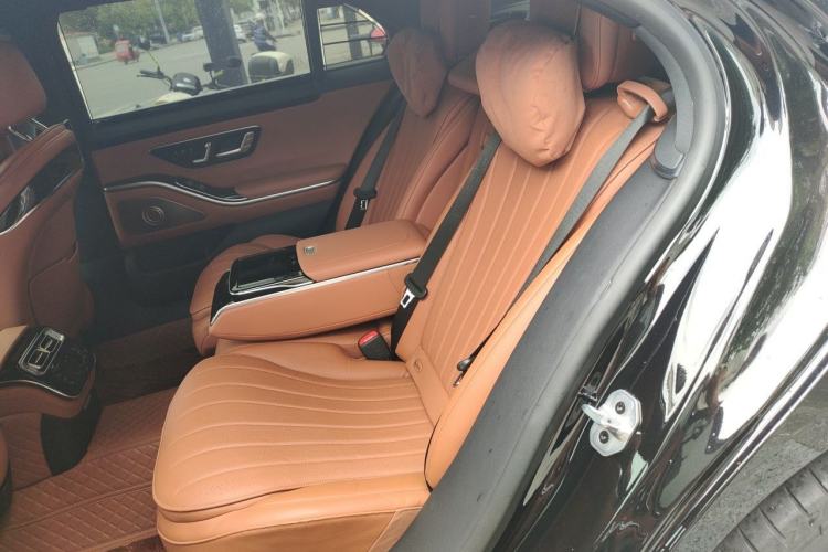 Used Mercedes-Benz S-Class 2023 Updated S 400 L Luxury Edition Left Rear Seat