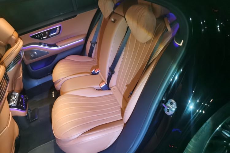 Used Mercedes-Benz S-Class 2023 Restyled S 450 L 4MATIC Left Rear Seat