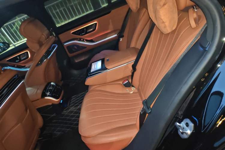 Used Mercedes-Benz S-Class 2023 Restyled S 450 L 4MATIC Left Rear Seat