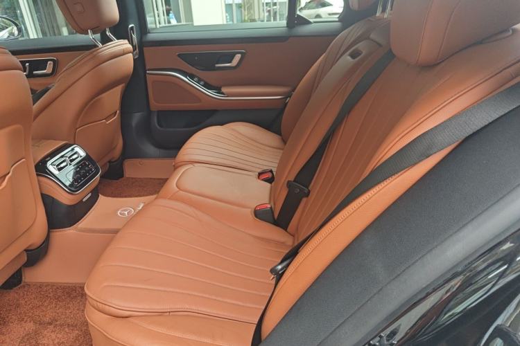 Used Mercedes-Benz S-Class 2023 Updated S 400 L Business Version Left Rear Seat