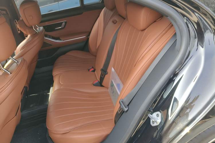 Used Mercedes-Benz S-Class 2023 S 400 L Business Model Left Rear Seat