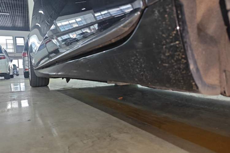 Used Mercedes-Benz S-Class 2023 Updated S 400 L Business Version Left Side Sill