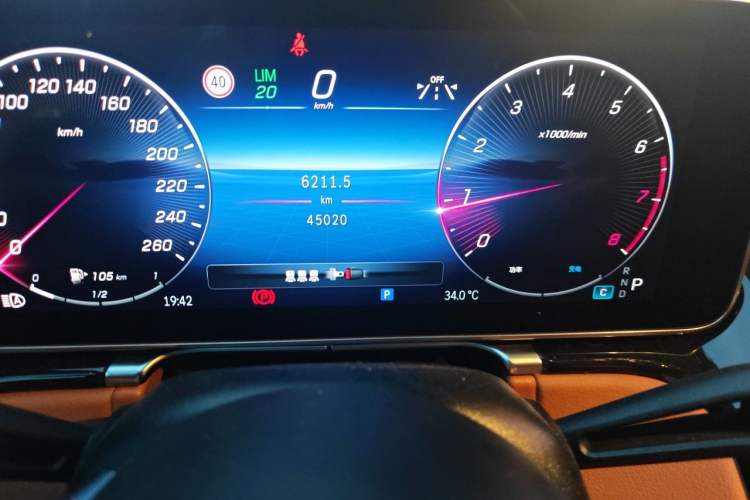 Used Mercedes-Benz S-Class 2023 Updated S 400 L Luxury Edition Odometer Close Up