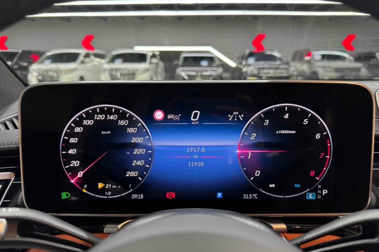 Used Mercedes-Benz S-Class 2023 Restyled S 450 L 4MATIC Odometer Close Up