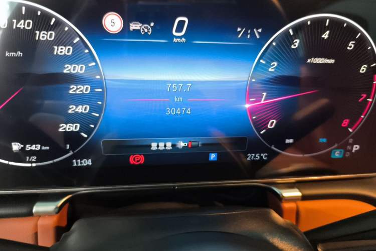 Used Mercedes-Benz S-Class 2023 Updated S 400 L Business Version Odometer Close Up