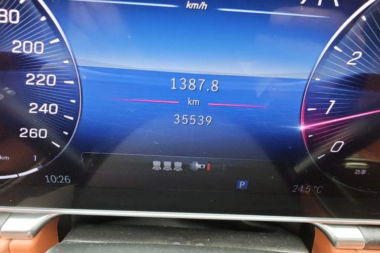 Used Mercedes-Benz S-Class 2023 Updated S 400 L Business Version Odometer Close Up