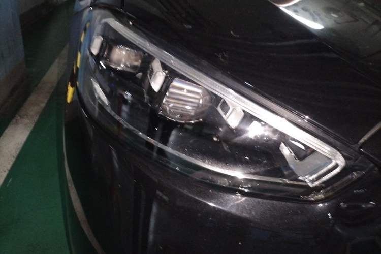 Used Mercedes-Benz S-Class 2023 Restyled S 450 L 4MATIC Right Front Headlight