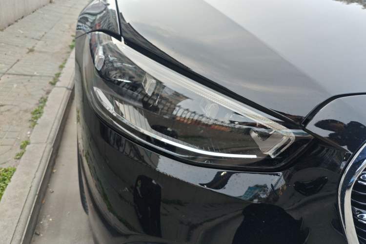 Used Mercedes-Benz S-Class 2023 Updated S 400 L Luxury Edition Right Front Headlight