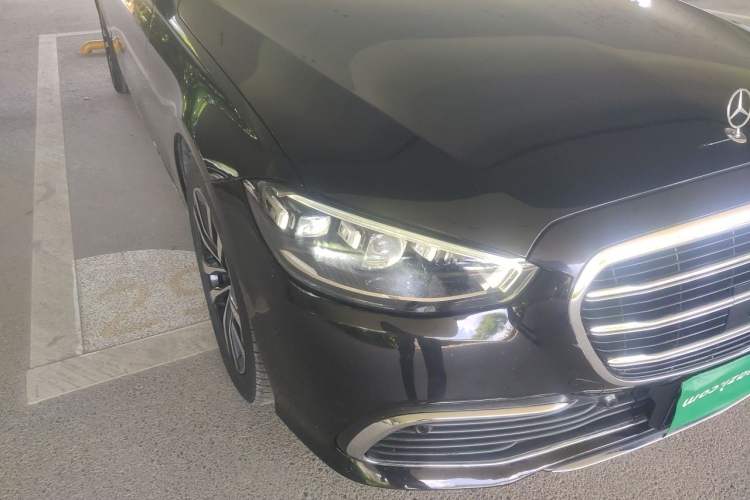 Used Mercedes-Benz S-Class 2023 Updated S 400 L Luxury Edition Right Front Headlight