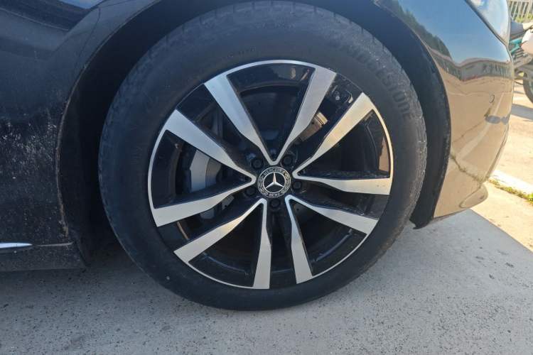 Used Mercedes-Benz S-Class 2023 Updated S 400 L Business Version Right Front Wheel Hub
