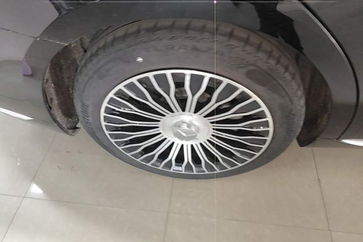 Used Mercedes-Benz S-Class 2023 Updated S 400 L Business Version Right Rear Wheel Hub