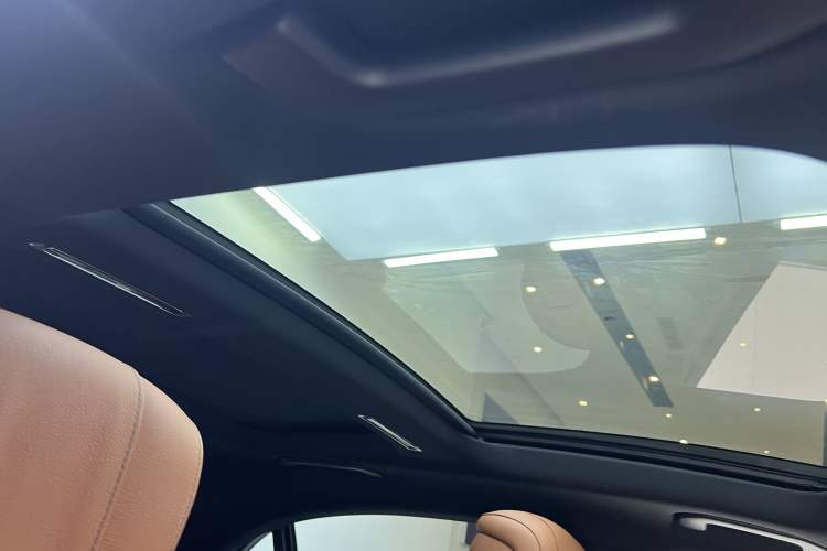 Used Mercedes-Benz S-Class 2023 Updated S 400 L Business Version Roof