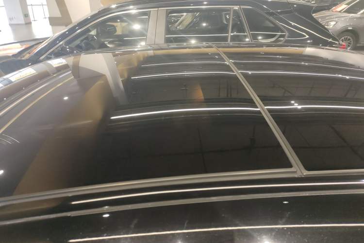 Used Mercedes-Benz S-Class 2023 S 400 L Business Model Roof