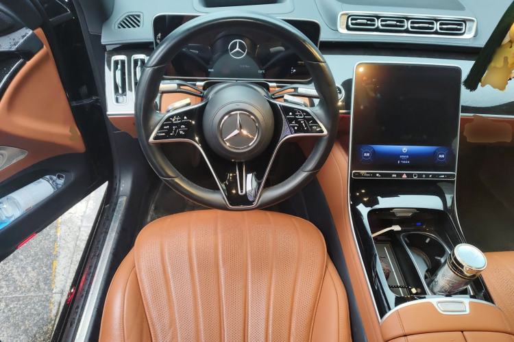 Used Mercedes-Benz S-Class 2023 Updated S 400 L Luxury Edition Steering Wheel
