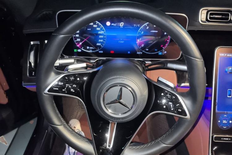 Used Mercedes-Benz S-Class 2023 S 400 L Luxury Model Steering Wheel