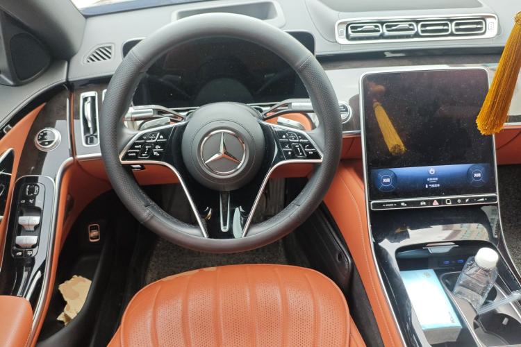 Used Mercedes-Benz S-Class 2023 Updated S 400 L Luxury Edition Steering Wheel