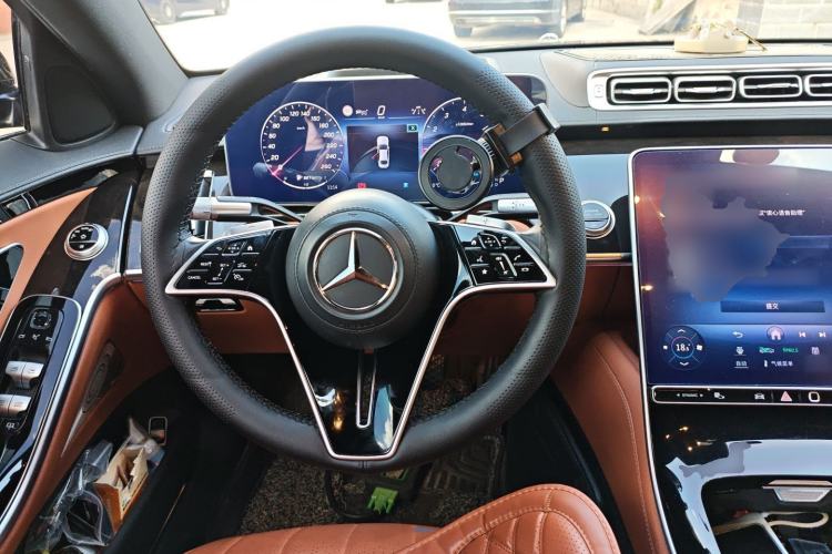 Used Mercedes-Benz S-Class 2023 Updated S 400 L Luxury Edition Steering Wheel