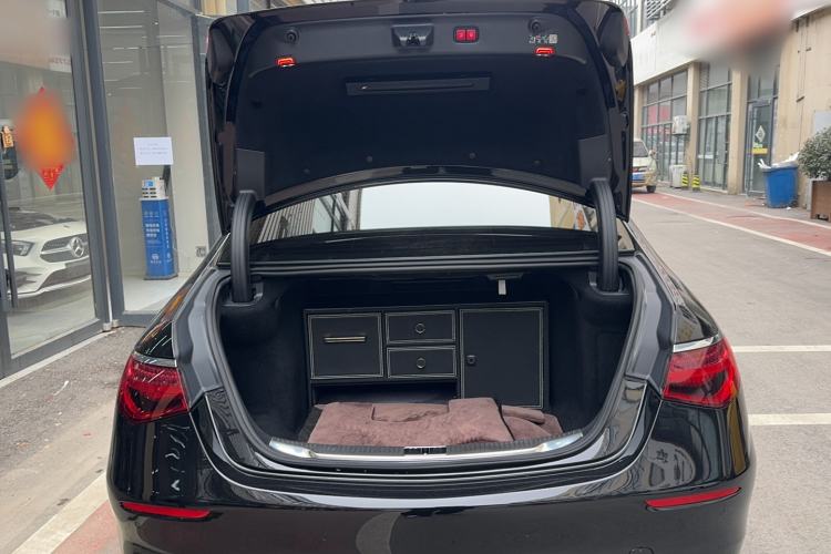 Used Mercedes-Benz S-Class 2023 Updated S 400 L Luxury Edition Trunk