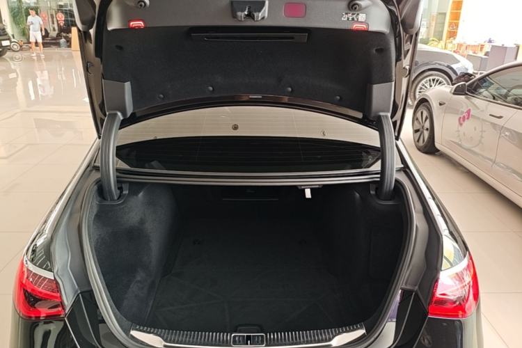 Used Mercedes-Benz S-Class 2023 Restyled S 450 L 4MATIC Trunk