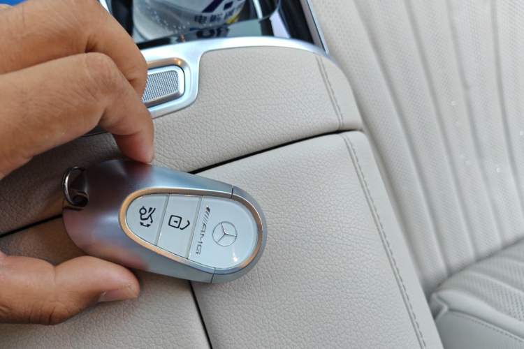 Used Mercedes-Benz S-Class 2023 S 400 L Luxury Model Vehicle Key
