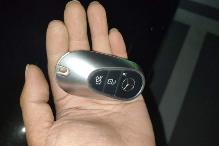 Used Mercedes-Benz S-Class 2023 S 450 L 4MATIC Vehicle Key
