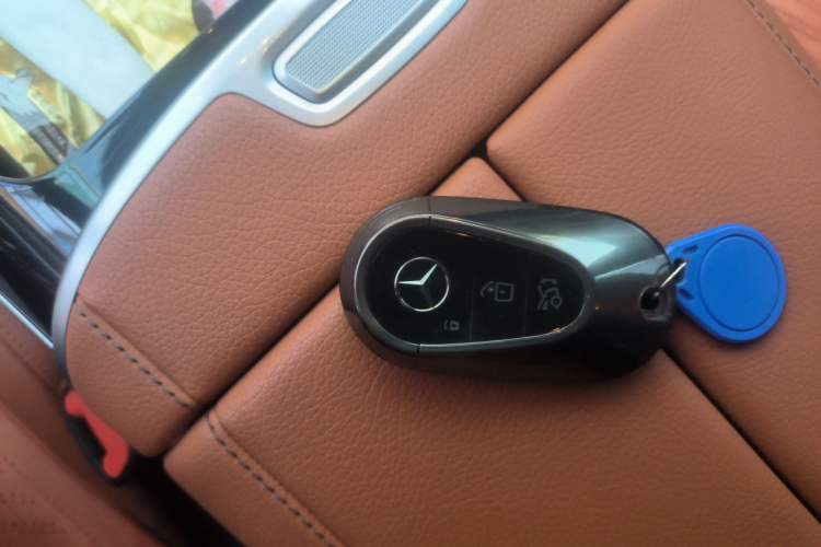 Used Mercedes-Benz S-Class 2023 S 400 L Business Model Vehicle Key
