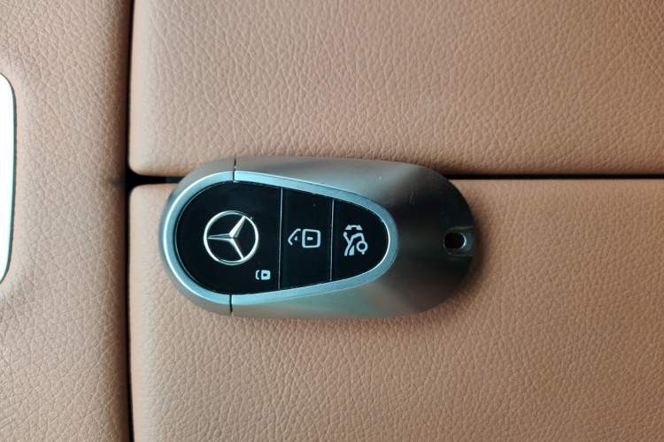 Used Mercedes-Benz S-Class 2023 Updated S 400 L Luxury Edition Vehicle Key