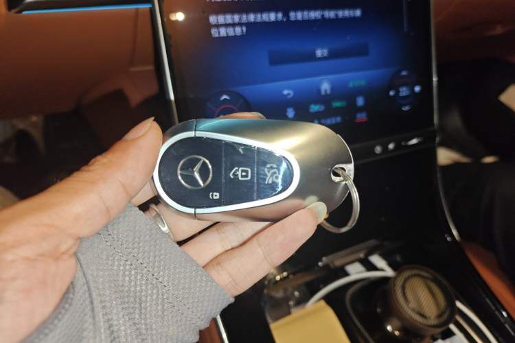 Used Mercedes-Benz S-Class 2023 Updated S 400 L Business Version Vehicle Key